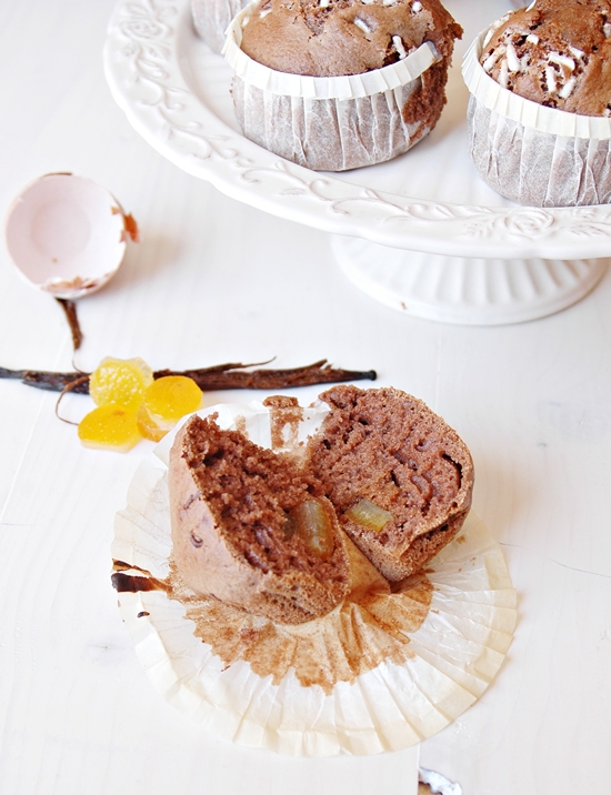 muffin al cacao e arancini canditi